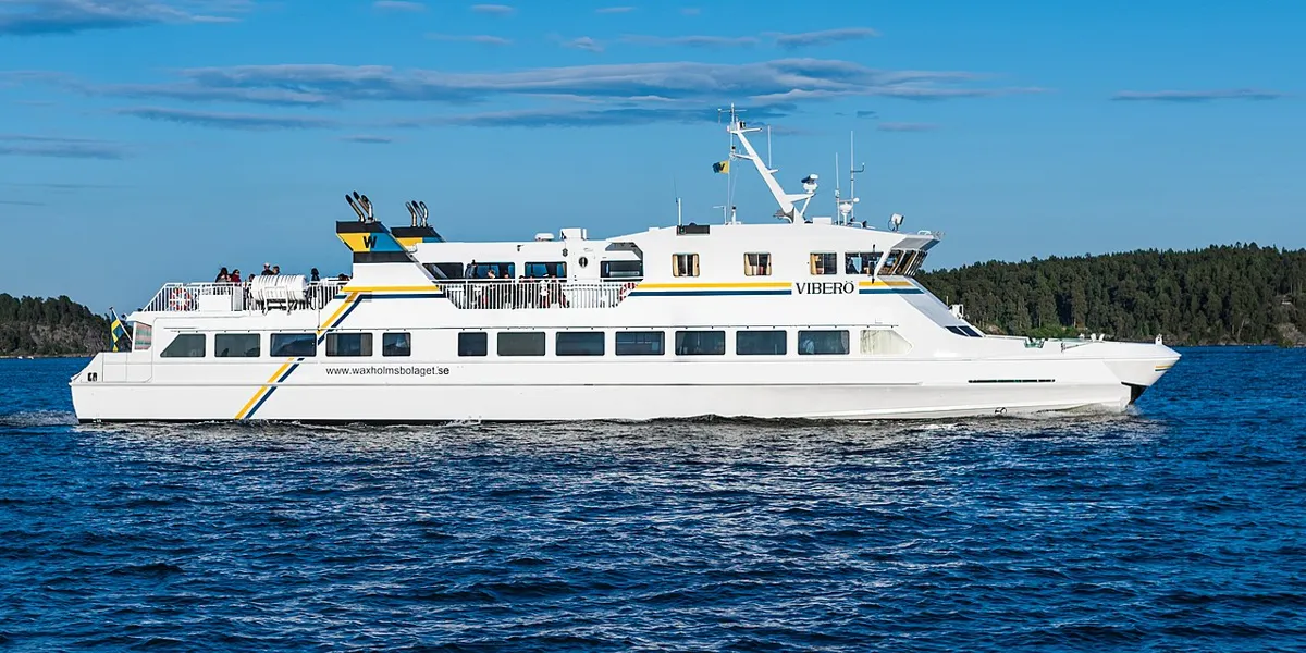 Båtluffa Stockholms skärgård och upplev öarnas bästa pärlor