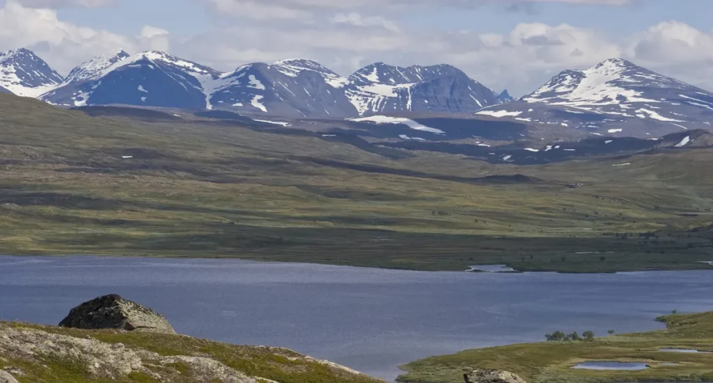 Sveriges nationalparker som resmål året runt